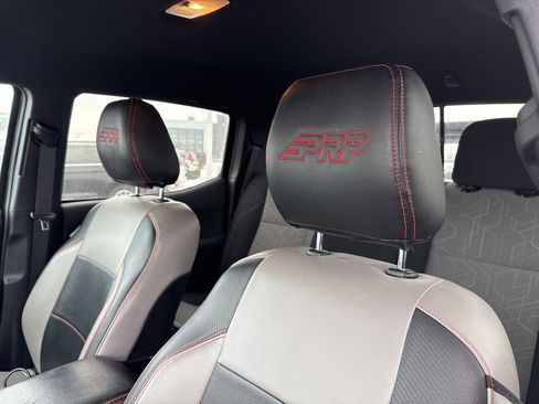 Used 2021 Toyota Tacoma TRD Off-Road w/ Technology Package image 11