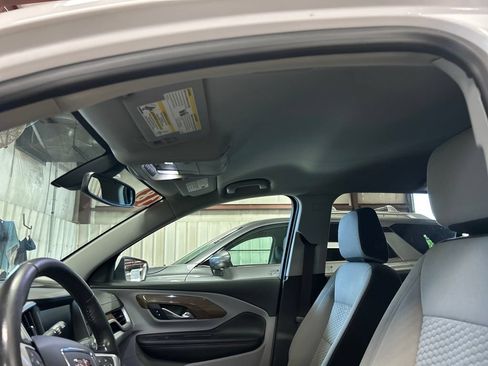 Used 2018 GMC Terrain SLE w/ Driver Convenience Package AWD/4WD image 13
