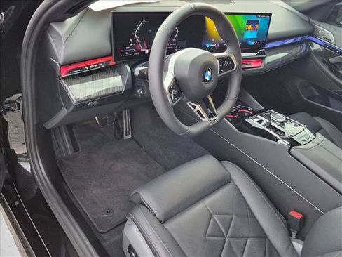 Used 2026 BMW 540i xDrive w/ Executive Package AWD/4WD image 2