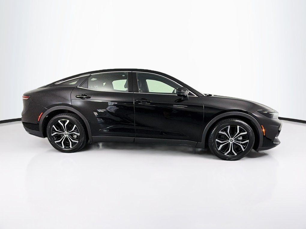 Used 2023 Toyota Crown AWD/4WD image 11