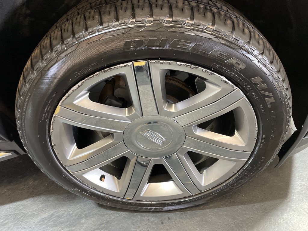 Used 2019 Cadillac Escalade ESV Luxury AWD/4WD image 14