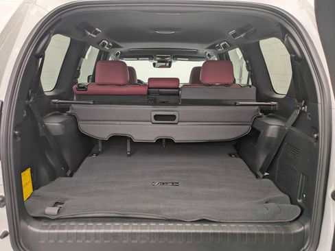 Used 2023 Lexus GX 460 Premium w/ Premium Package AWD/4WD image 34