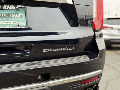 Used 2021 GMC Yukon XL Denali RWD image 11
