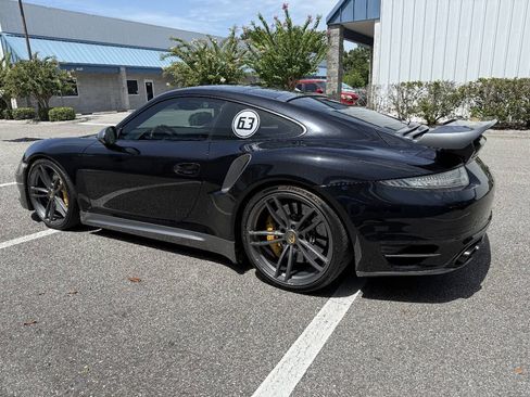 Used 2015 Porsche 911 Turbo S w/ High-end Infotainment Package AWD/4WD image 5