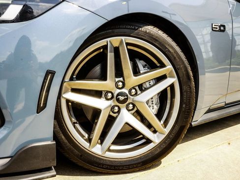 Used 2024 Ford Mustang GT RWD image 3