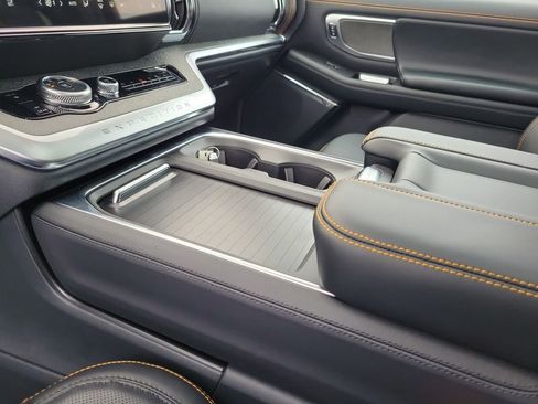 New 2025 Ford Expedition Tremor image 29