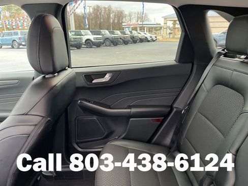 New 2026 Ford Escape SE FWD image 13