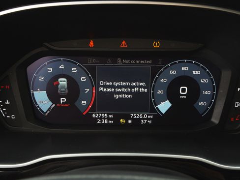 Used 2021 Audi Q3 2.0T Premium w/ Black Optic Sport Package image 17