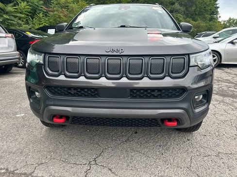 Used 2022 Jeep Compass Trailhawk w/ Trailhawk Convenience Group AWD/4WD image 8