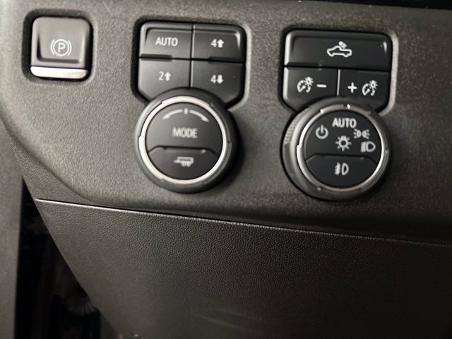 Used 2024 Chevrolet Silverado 1500 RST w/ Convenience Package II AWD/4WD image 11