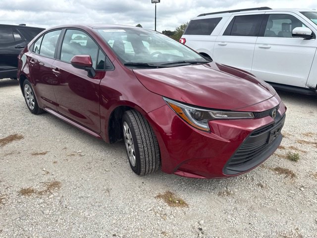 Used 2026 Toyota Corolla LE FWD image 1