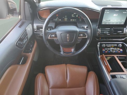 Used 2020 Lincoln Navigator Reserve w/ Luxury Package AWD/4WD image 8