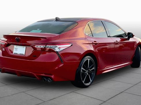 Used 2020 Toyota Camry XSE FWD image 12