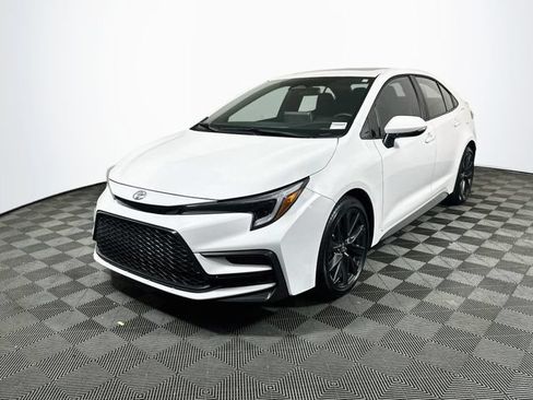 Certified 2026 Toyota Corolla XSE FWD image 4