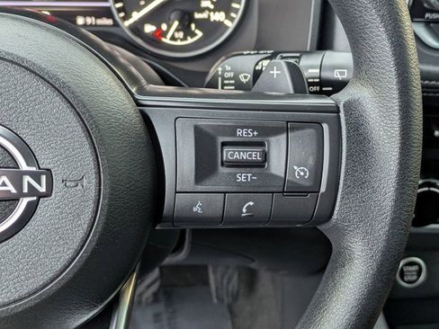 Used 2023 Nissan Rogue S image 24