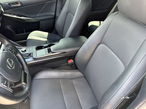 Used 2024 Lexus IS 350 F Sport RWD image 19