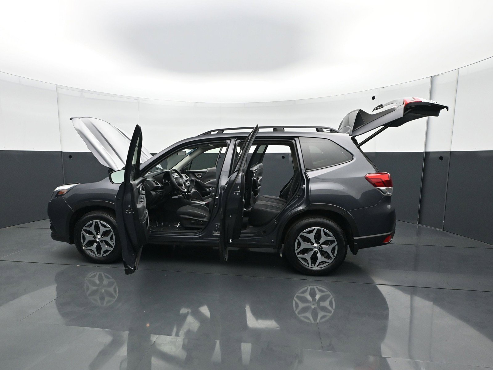 Used 2024 Subaru Forester Premium AWD/4WD image 30