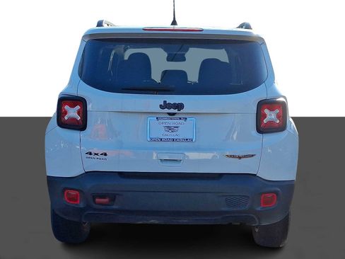 Used 2023 Jeep Renegade Trailhawk image 5