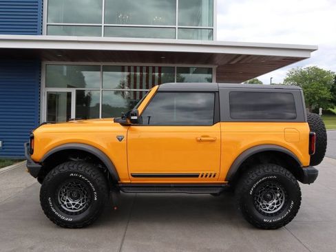 Used 2021 Ford Bronco First Edition AWD/4WD image 5