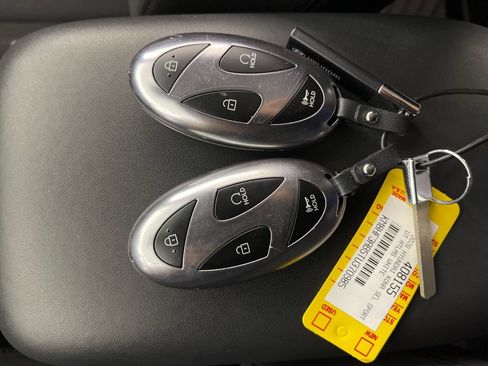Used 2026 Hyundai Kona SEL Sport FWD image 26