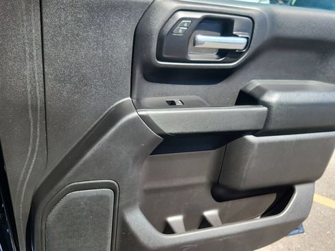 Used 2019 Chevrolet Silverado 1500 Custom Trail Boss w/ Custom Convenience Package AWD/4WD image 14