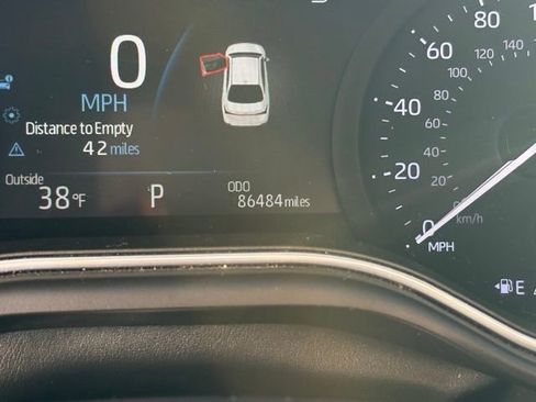 Used 2021 Toyota Avalon XLE image 4