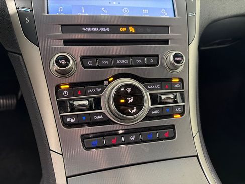 Used 2020 Lincoln MKZ Reserve w/ Elements Package FWD image 16