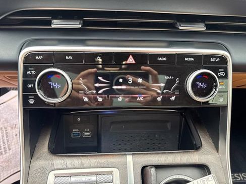 Used 2021 Genesis GV80 3.5T Advanced + AWD/4WD image 14