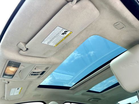 Used 2012 Jaguar XJ L Supercharged image 12