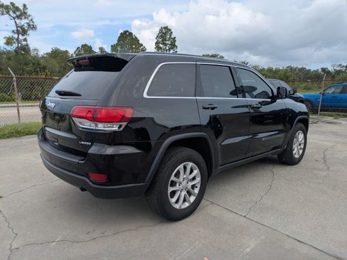 Used 2022 Jeep Grand Cherokee Laredo E RWD image 4