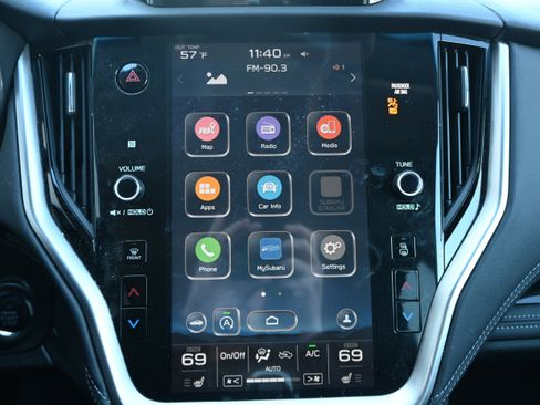 Used 2022 Subaru Outback Limited image 16