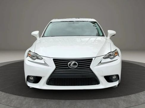 Used 2016 Lexus IS 300 AWD image 2