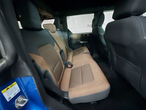 Used 2023 Ford Bronco Outer Banks w/ Sasquatch Package image 26