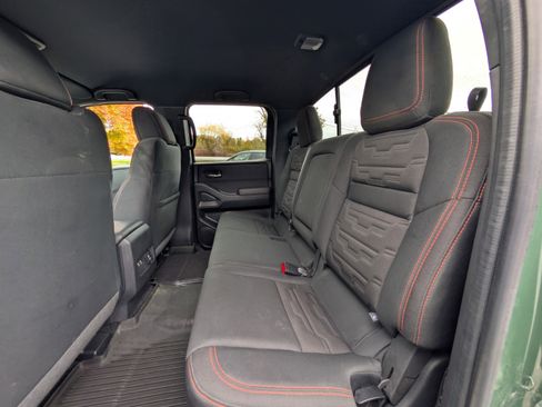 Used 2023 Nissan Frontier PRO-4X w/ Pro Convenience Package image 38