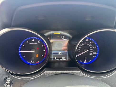 Used 2019 Subaru Outback 2.5i Premium w/ Popular Package #2 AWD/4WD image 10