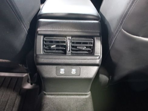 Used 2023 Honda Accord Touring image 11