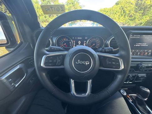 Certified 2021 Jeep Wrangler Unlimited Sahara image 12