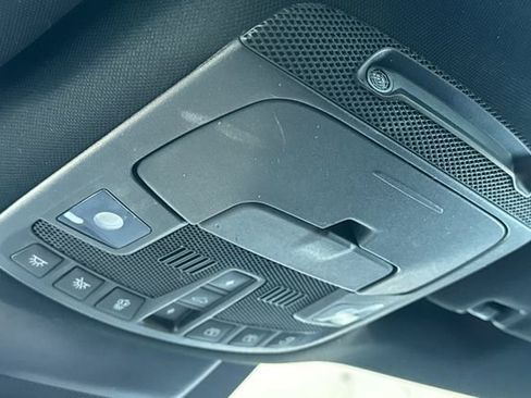 Used 2020 Lincoln Navigator L Reserve w/ Equipment Group 208A Reserve image 25