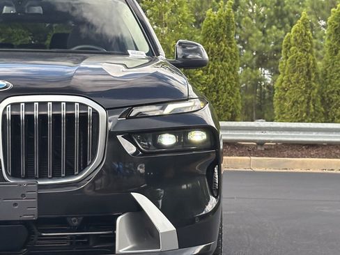 Used 2024 BMW X7 xDrive40i w/ Premium Package AWD/4WD image 19