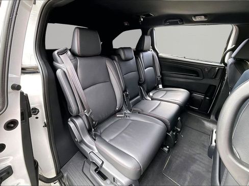 Used 2026 Honda Odyssey Sport-L image 17