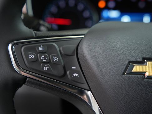 Used 2024 Chevrolet Equinox LT image 31