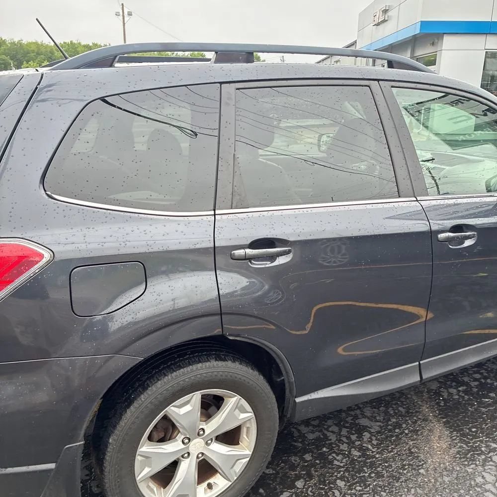 Used 2014 Subaru Forester 2.5i Touring w/ Protection Package #2 AWD/4WD image 9