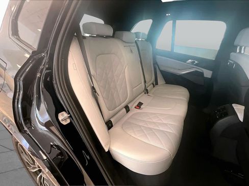 Used 2026 BMW X5 xDrive40i AWD/4WD image 19