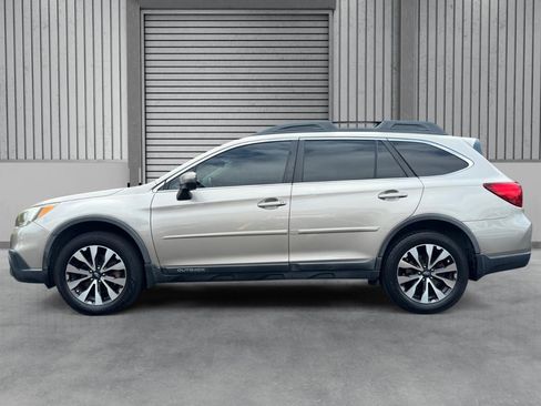 Used 2017 Subaru Outback 2.5i Limited AWD/4WD image 31