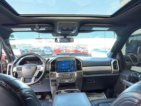 Used 2022 Ford F350 Platinum w/ FX4 Off-Road Package AWD/4WD image 20