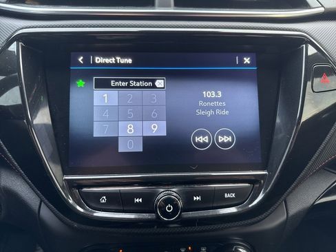 Used 2023 Chevrolet TrailBlazer RS w/ Sun and Liftgate Package image 39