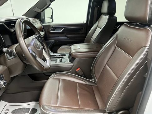 Used 2024 GMC Sierra 2500 Denali image 23