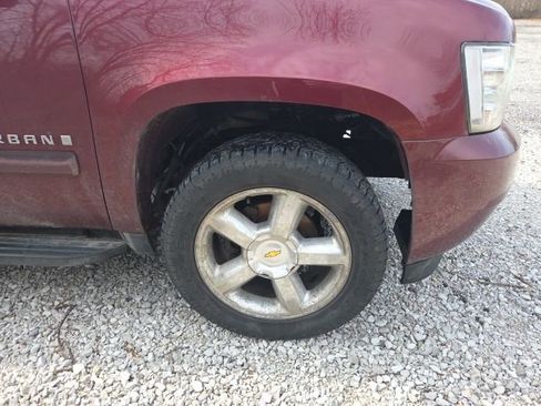 Used 2008 Chevrolet Suburban LT image 4