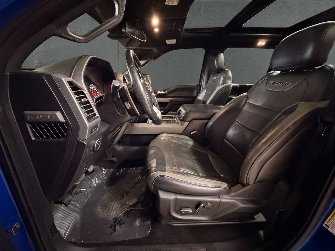 Used 2018 Ford F150 Raptor w/ Equipment Group 802A Luxury AWD/4WD image 14
