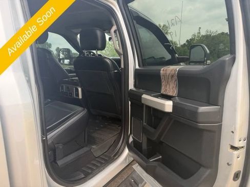 Used 2019 Ford F250 Lariat w/ Chrome Package AWD/4WD image 11